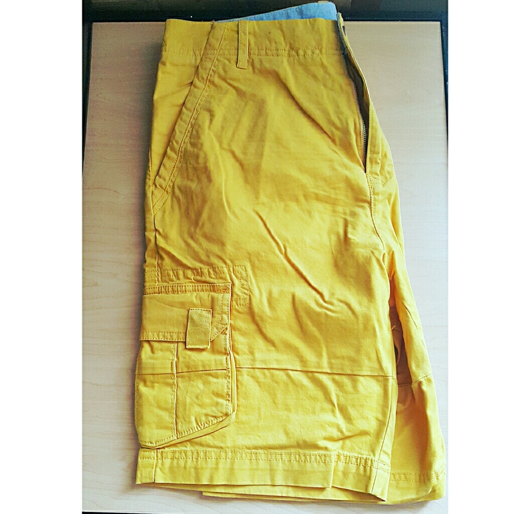 Male Shorts (Rodd & Gunn) - Picture 3 of 4